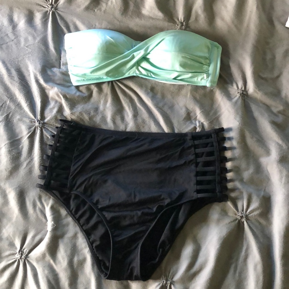 Bathing Suit - Picture 1 of 1